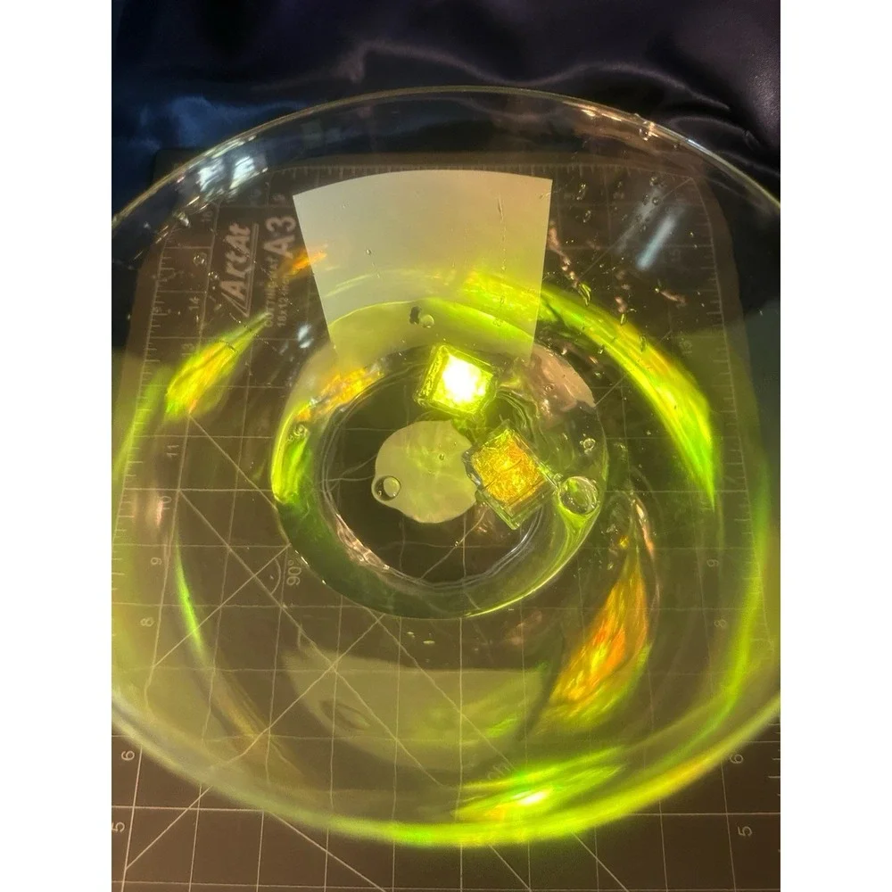 12 LED Light Up Ice Cubes Liquid Activated Color Changing Party Drinks